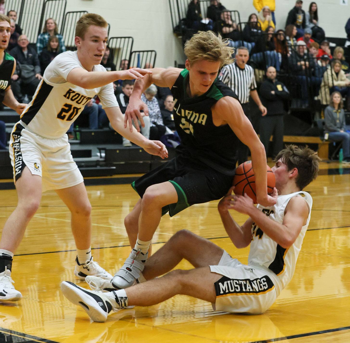 Illiana Christian - Kouts boys basketball